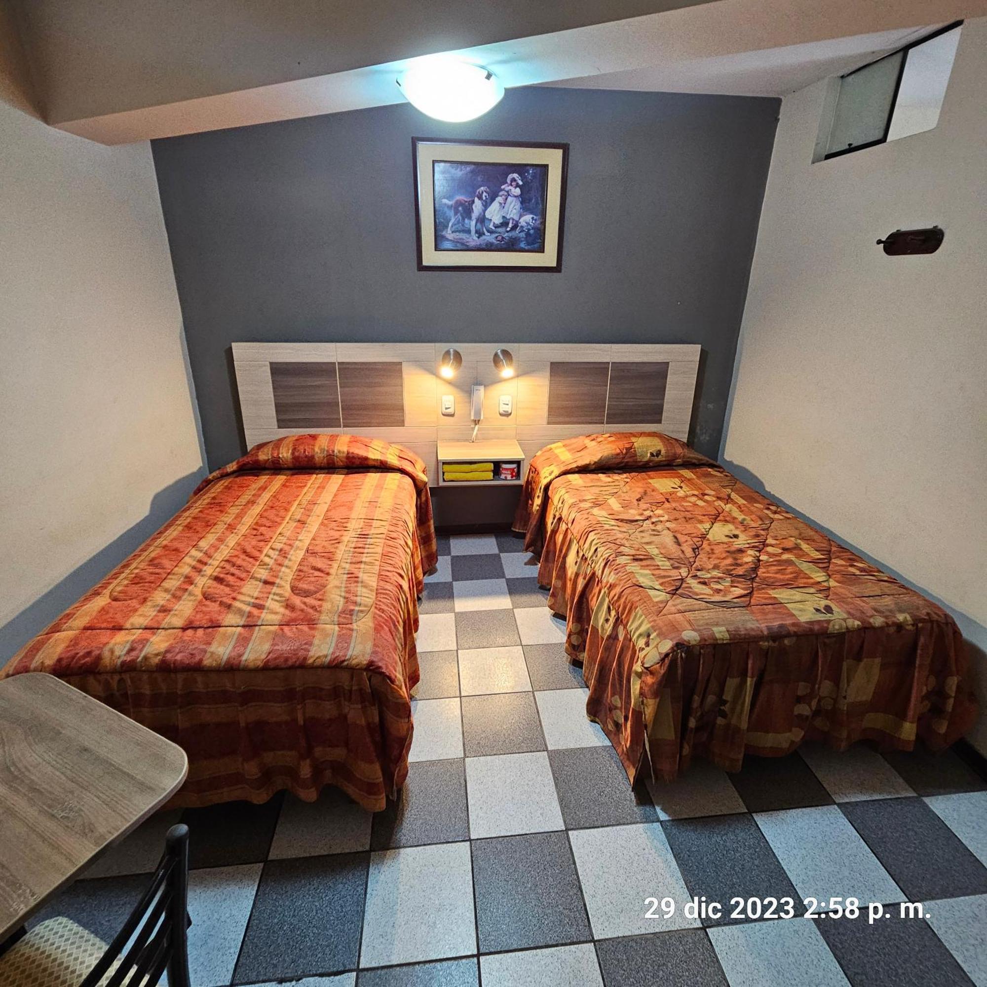 Hostal La Cascada リマ エクステリア 写真