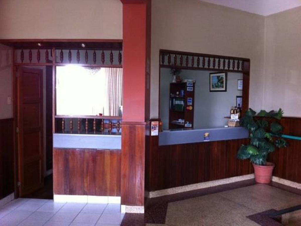 Hostal La Cascada リマ エクステリア 写真